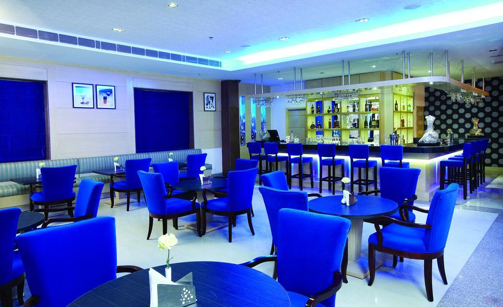 Days Hotel By Wyndham Neemrana Restaurant photo